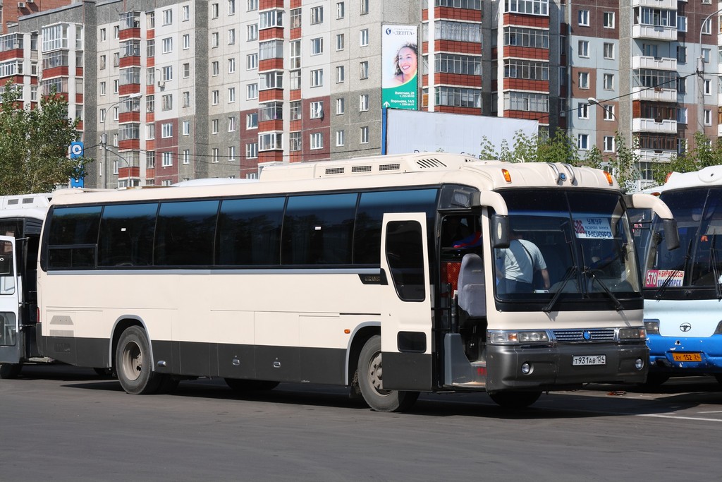 Красноярский край, Kia Granbird № Т 931 АВ 124