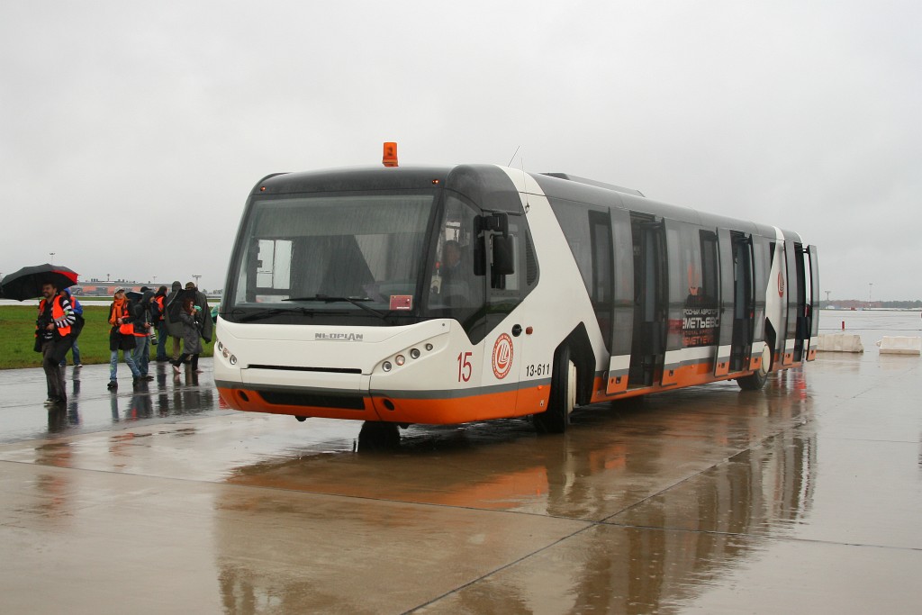 Московская область, Neoplan P82 N9112L Apron № 13-611