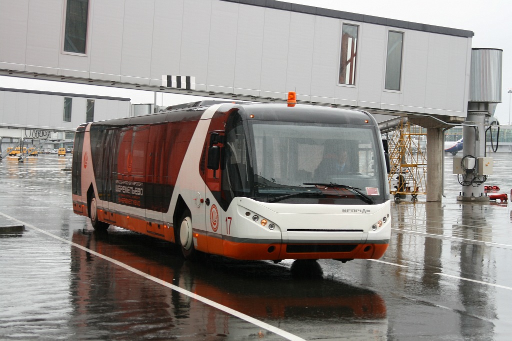 Московская область, Neoplan P82 N9112L Apron № 13-695