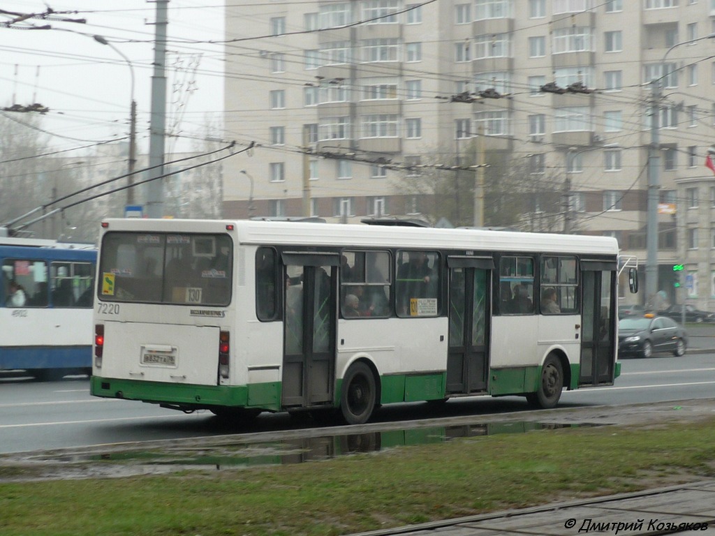 Санкт-Петербург, ЛиАЗ-5256.25 № 7220