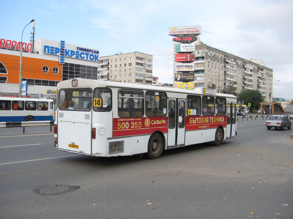 Тюменская область, Mercedes-Benz O305 № АЕ 208 72