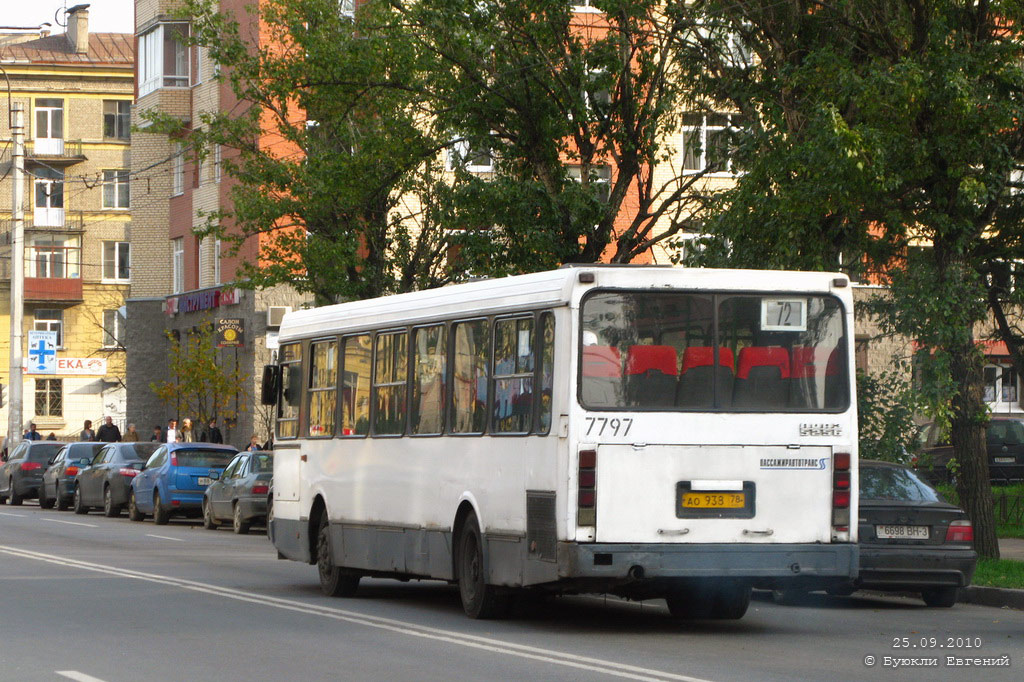 Sankt Petersburg, LiAZ-5256.00-11 Nr. 7797