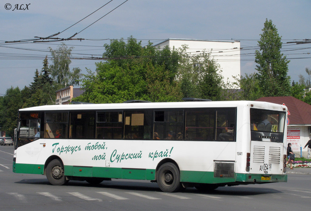 Пензенская область, Волжанин-5270-10-04 № 1041