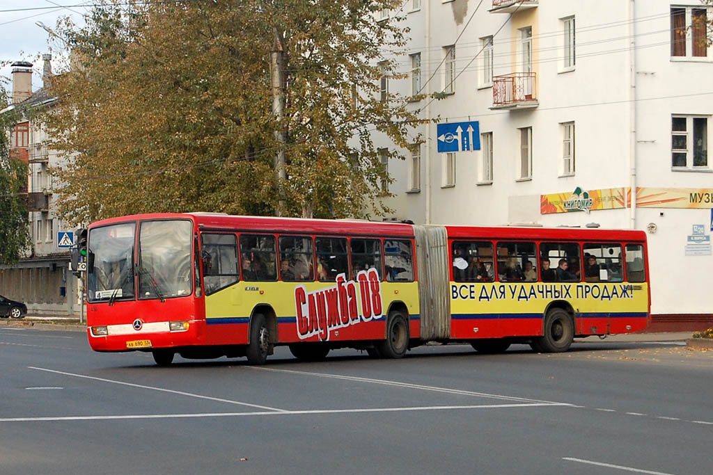 Novgorodi terület, Mercedes-Benz O345G sz.: 438