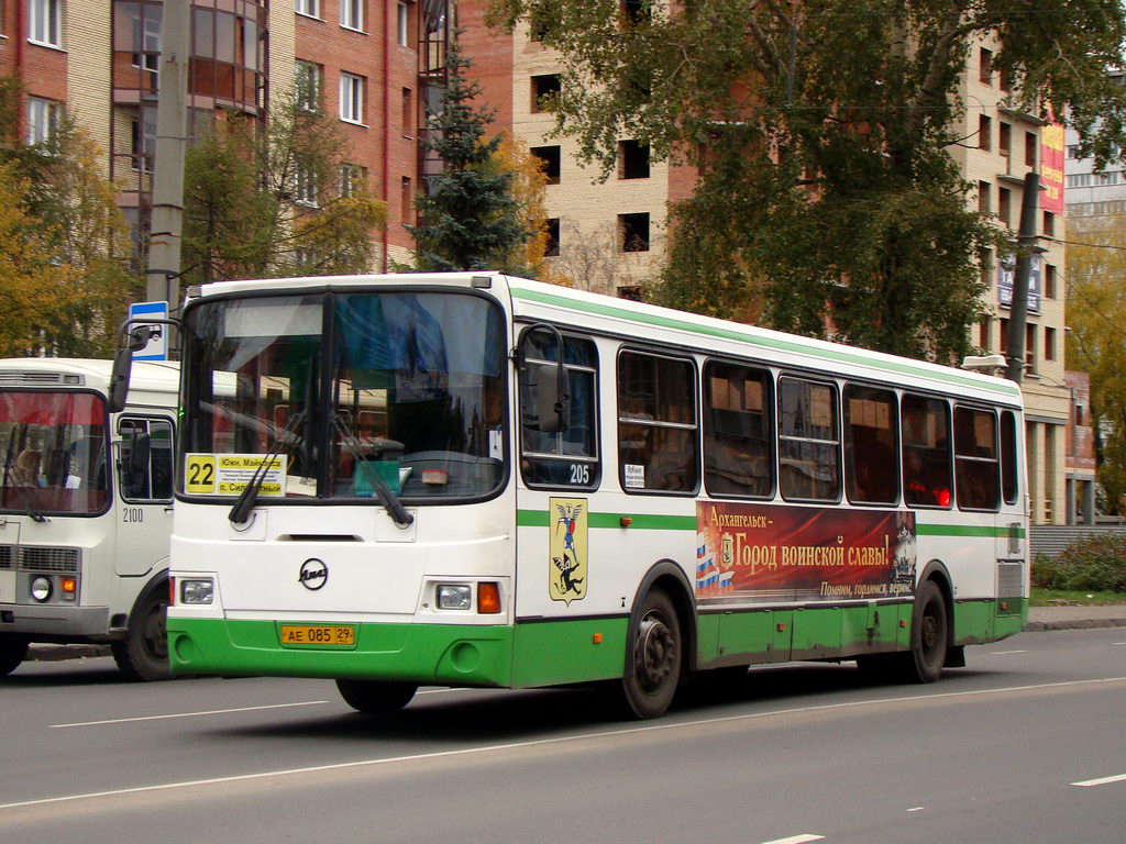 Архангельский автобус. Автобус ЛИАЗ 5256 Архангельск. ЛИАЗ 5256.36 Архангельск. Автобус ЛИАЗ В Архангельске. Автобус 104 ЛИАЗ Архангельск.