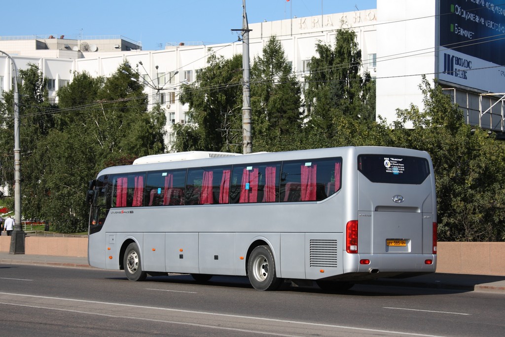 Красноярский край, Hyundai Universe Space Luxury № ЕК 385 24