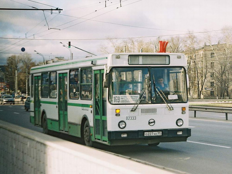 Moskau, LiAZ-5256.25 Nr. 02333