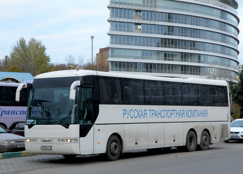 Москва, MAN A32 Lion's Top Coach RH4*3-13,7 № Р 988 ВО 199