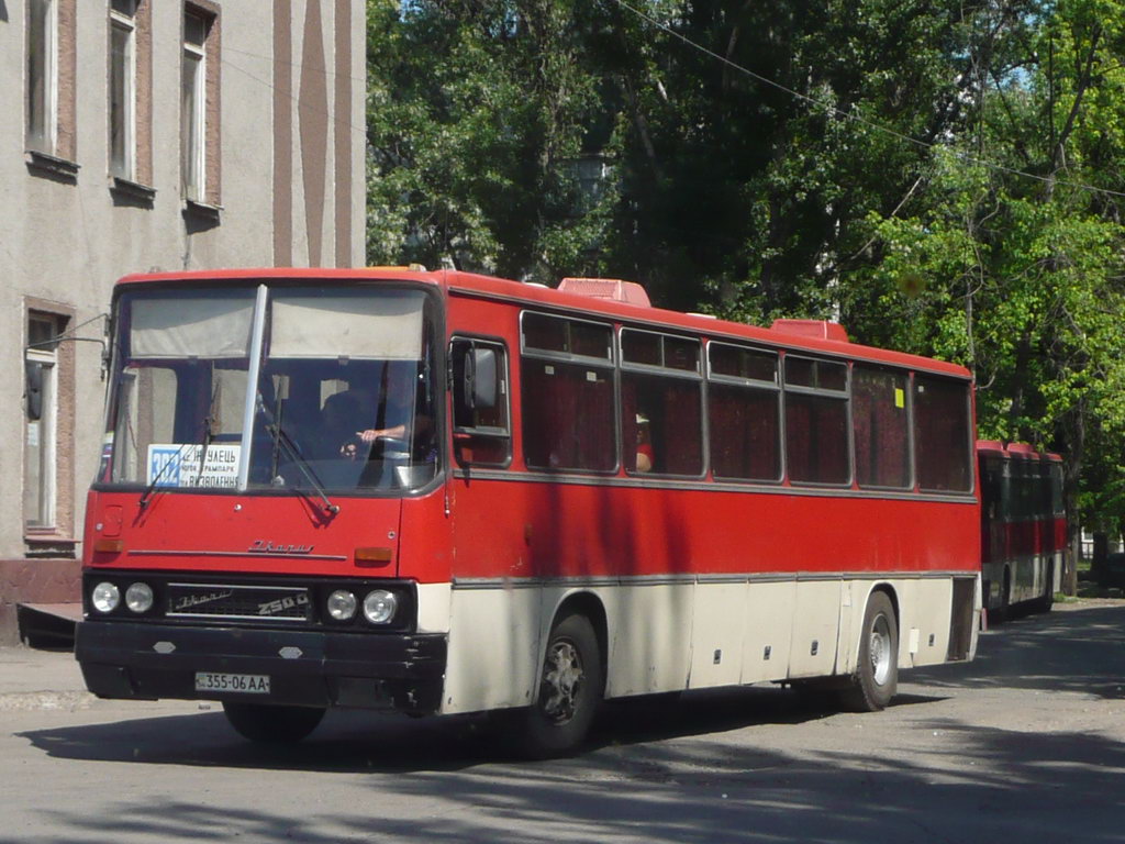 Dnepropetrovsk region, Ikarus 250.93 # 355-06 АА