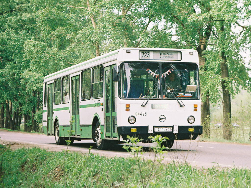 Москва, ЛиАЗ-5256.25 № 04425