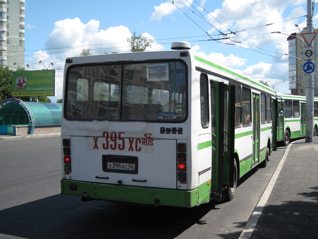 Кемеровская область - Кузбасс, ЛиАЗ-5256.40 № Х 395 ХС 42