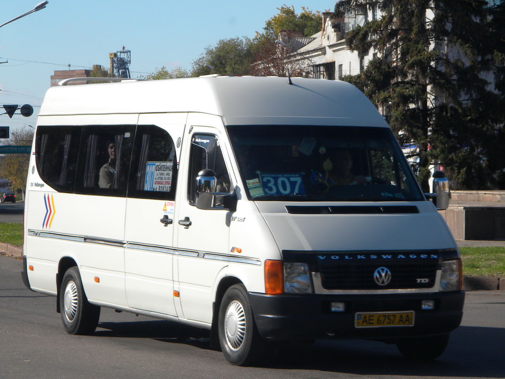 Днепропетровская область, Volkswagen LT35 № AE 6757 AA