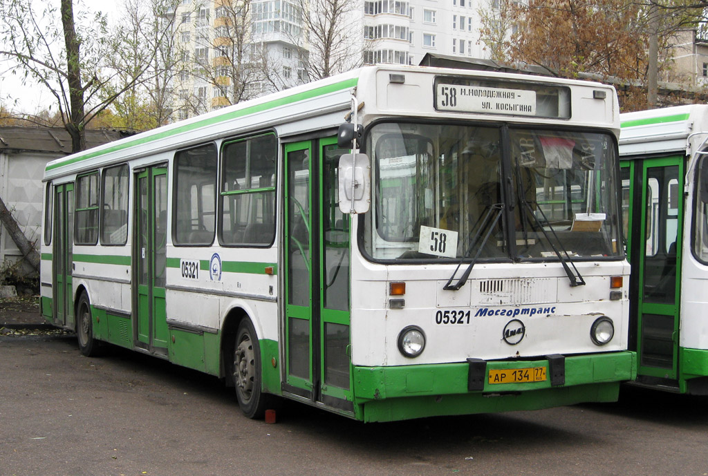 Moscow, LiAZ-5256.25 # 05321