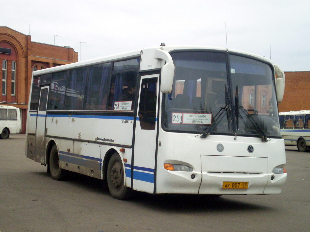 Кировская область, ПАЗ-4230-02 (КАвЗ) № АК 807 43