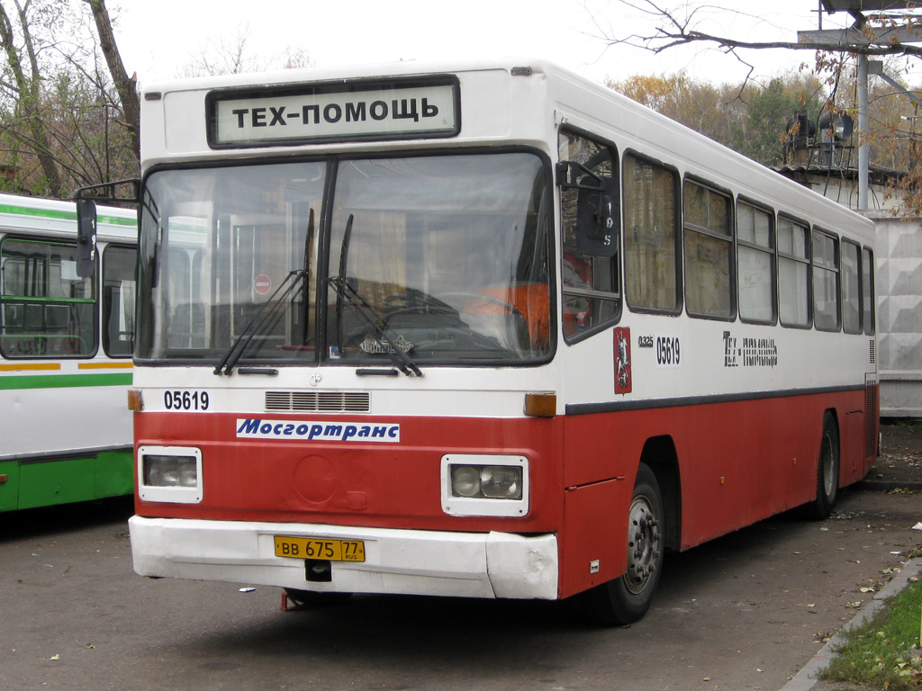 Москва, Mercedes-Benz O325 № 05619