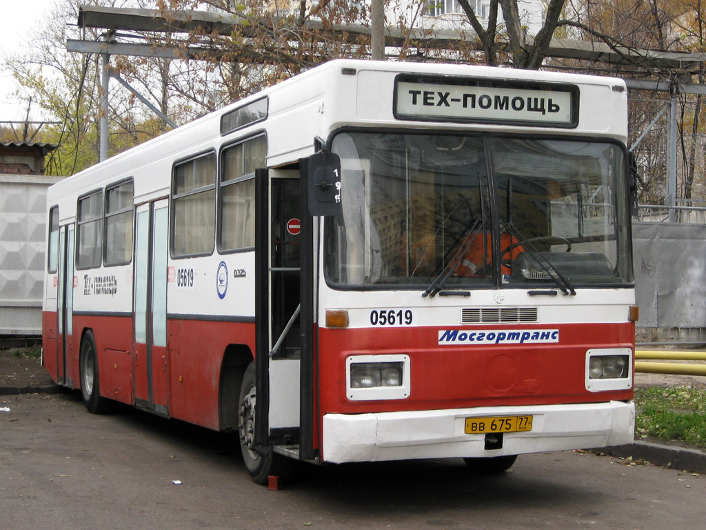 Москва, Mercedes-Benz O325 № 05619