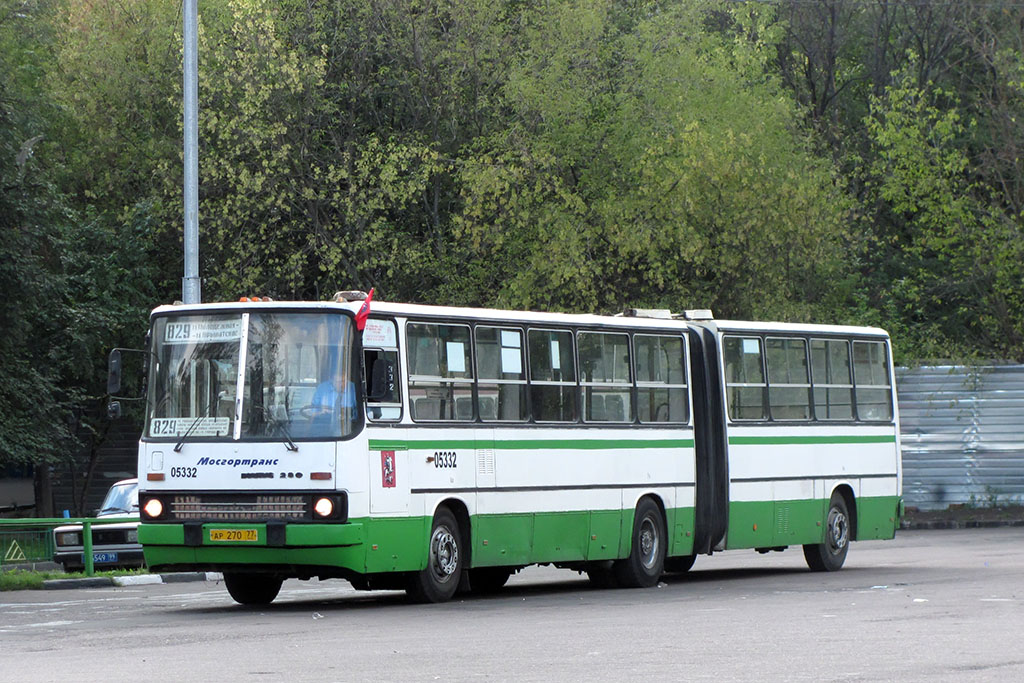 Moskva, Ikarus 280.33M č. 05332