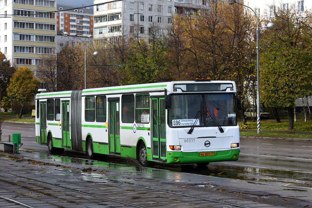 Москва, ЛиАЗ-6212.01 № 06935