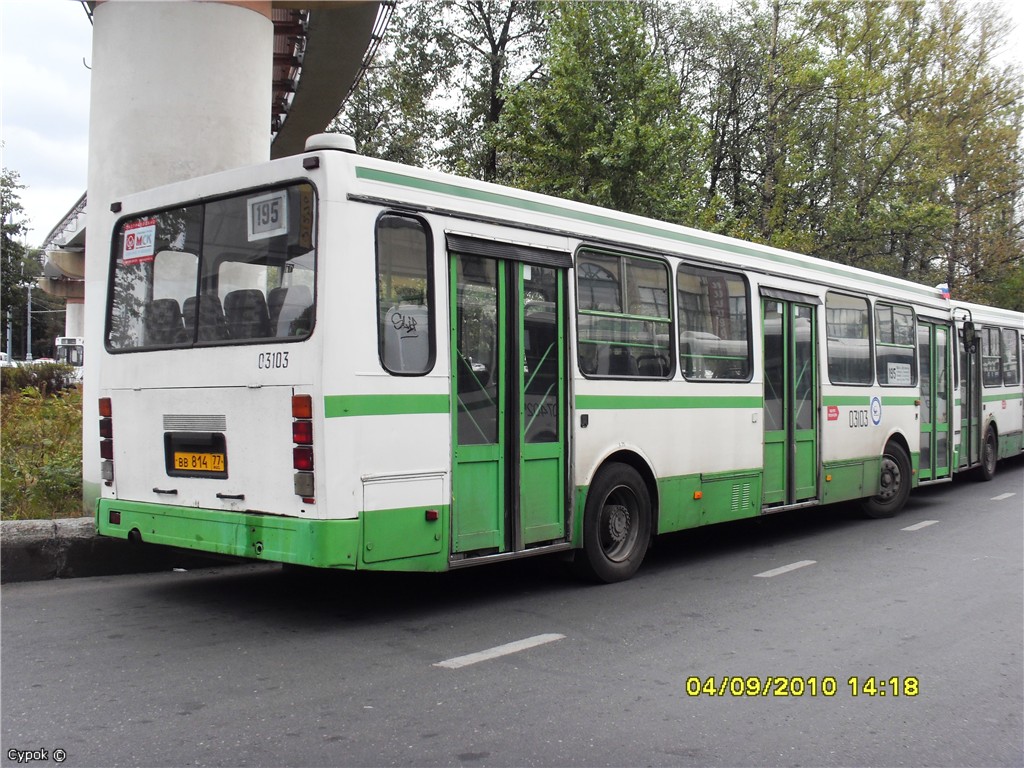 Moskau, LiAZ-5256.25 Nr. 03103