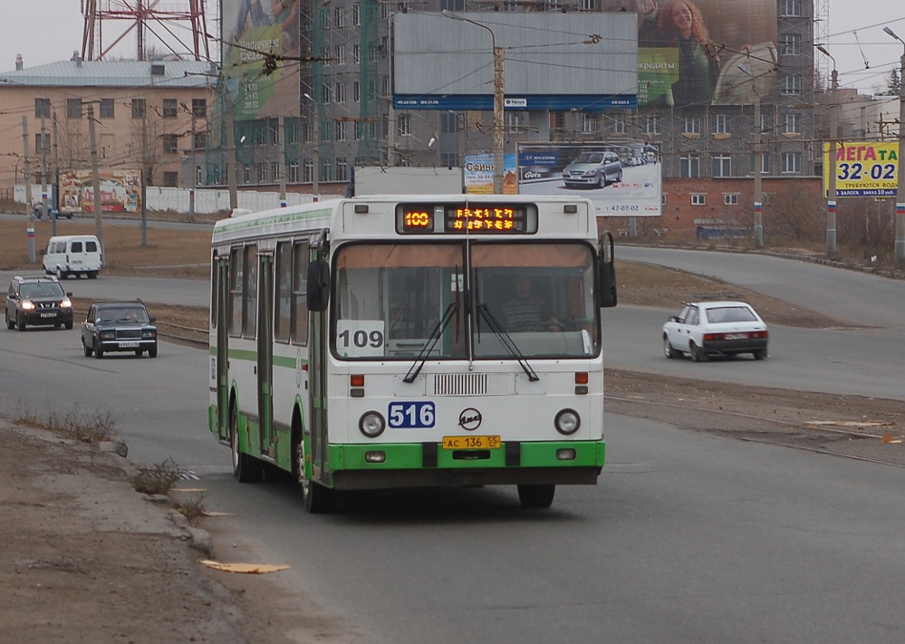 Омская область, ЛиАЗ-5256.45 № 516