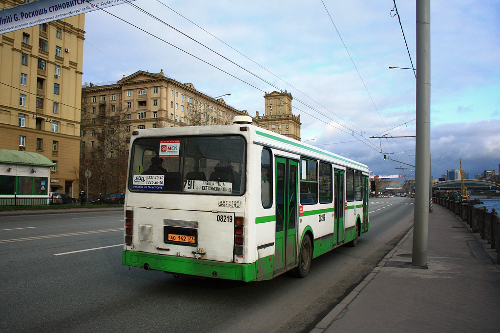 Москва, ЛиАЗ-5256.25 № 08219