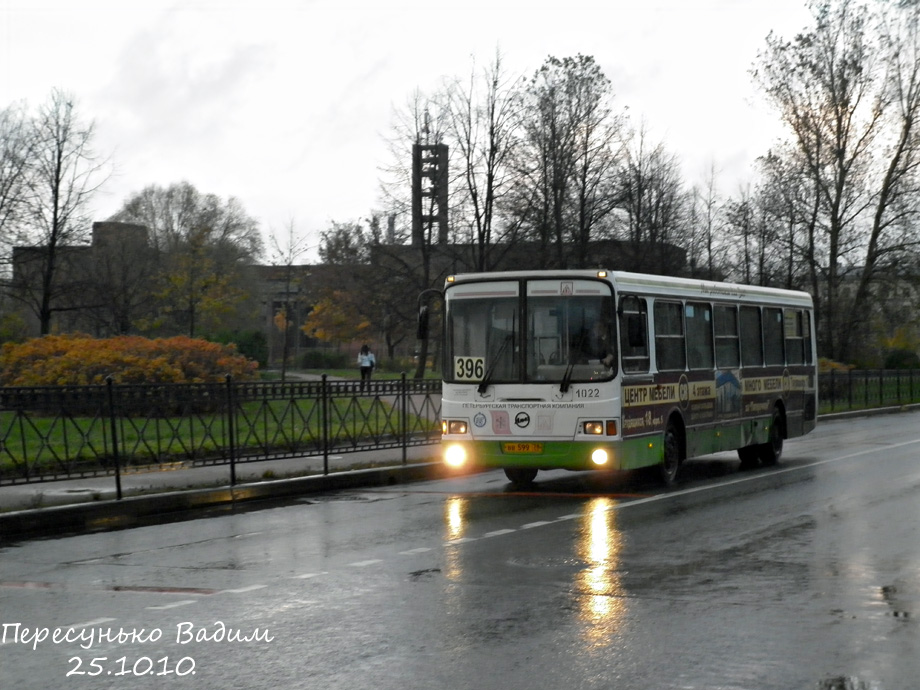 Санкт-Петербург, ЛиАЗ-5256.25 № n022