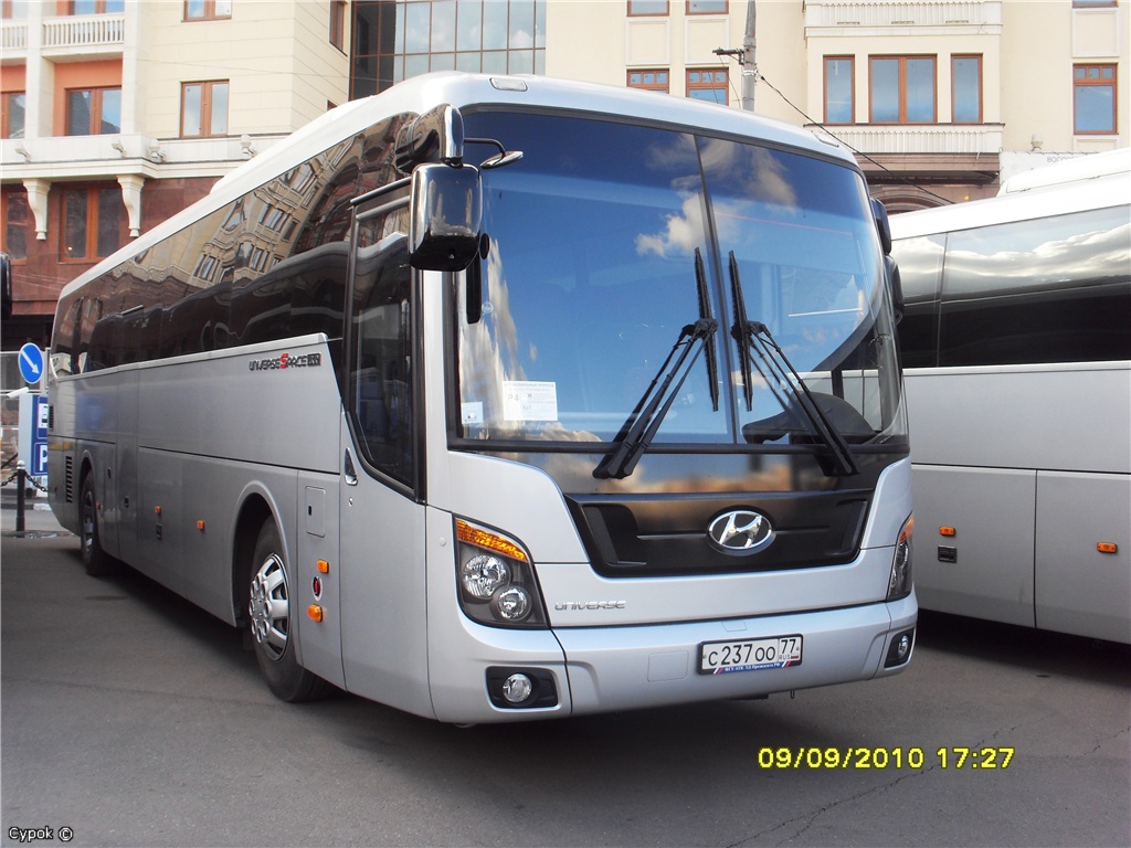 Hyundai Universe Noble салон