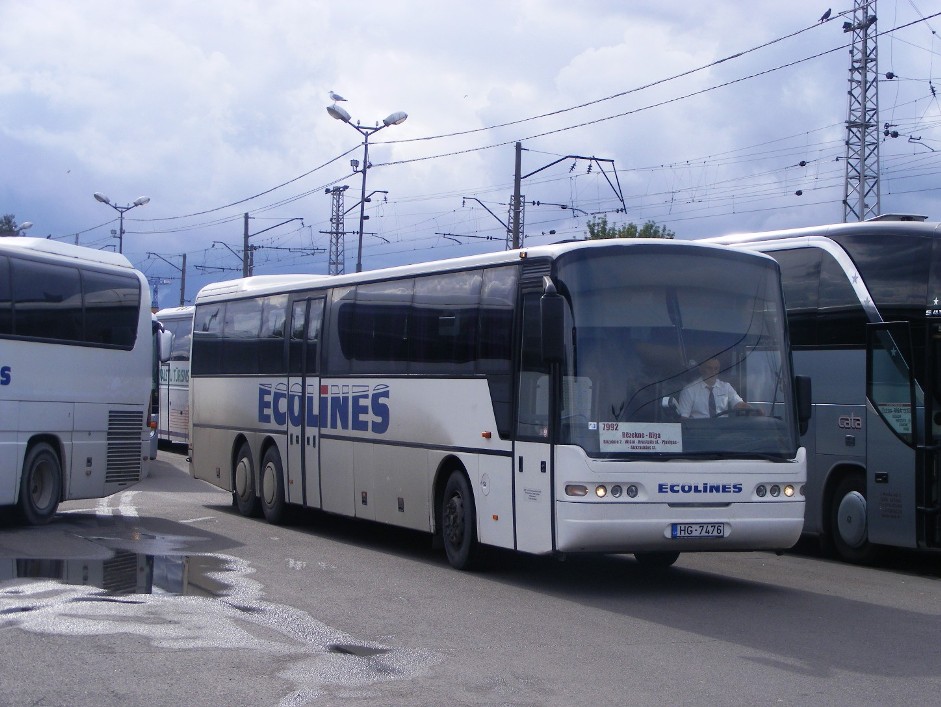 Латвия, Neoplan N316/3ÜL Euroliner № 121