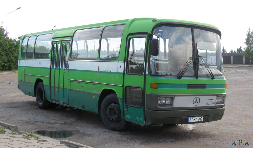 Литва, Mercedes-Benz O303-11ÜHE № 422