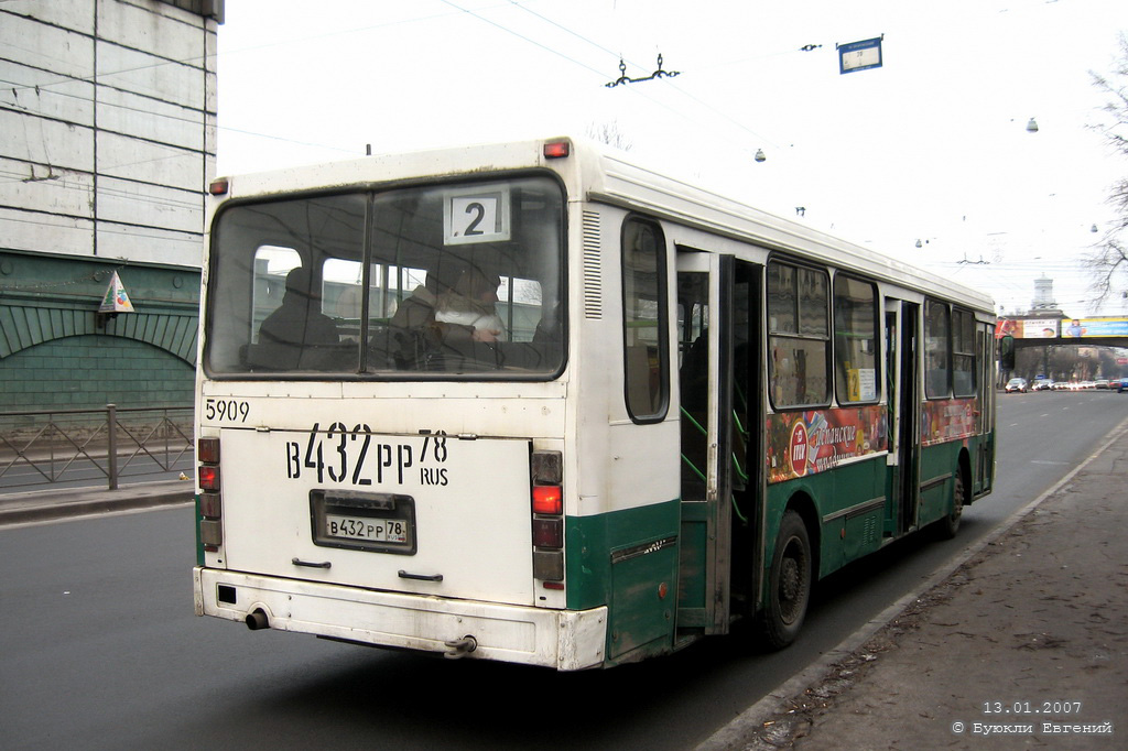 Санкт-Петербург, ЛиАЗ-5256.25 № 5909