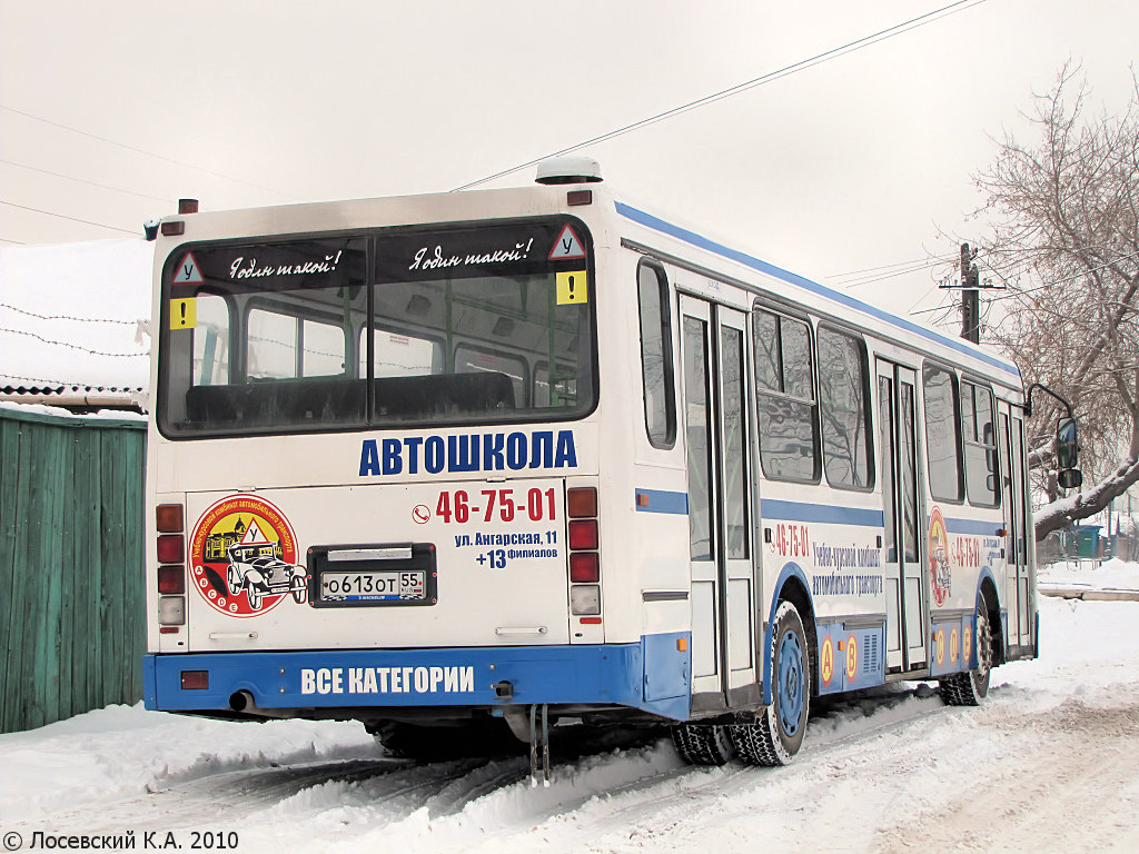 Омская область, ЛиАЗ-5256.40 № О 613 ОТ 55