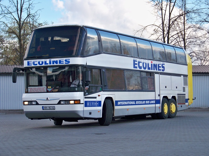 Латвия, Neoplan N122/3L Skyliner № 225