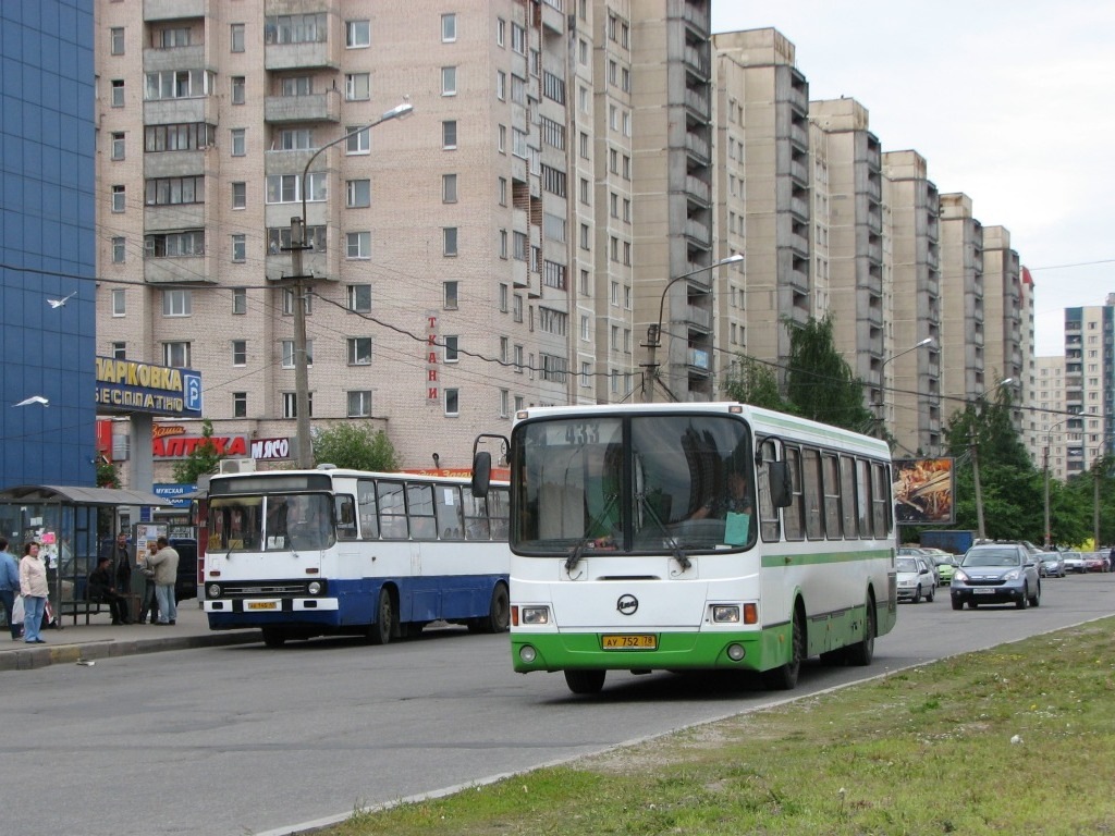 Санкт-Петербург, ЛиАЗ-5256.26 № АУ 752 78