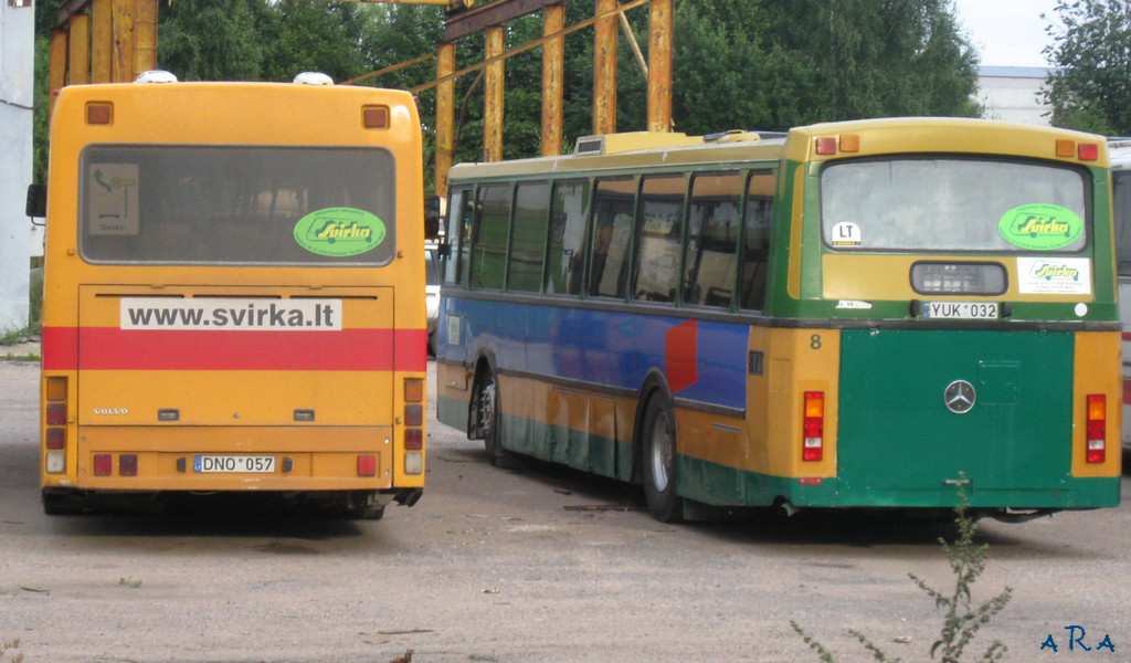 Литва, Arna M83 № 8; Литва, Steyr SS12 HUA340 № DNO 057