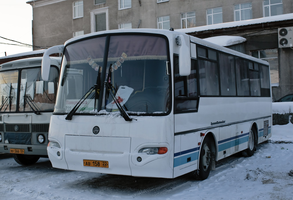 Алтайский край, КАвЗ-4235-32 № АВ 158 22