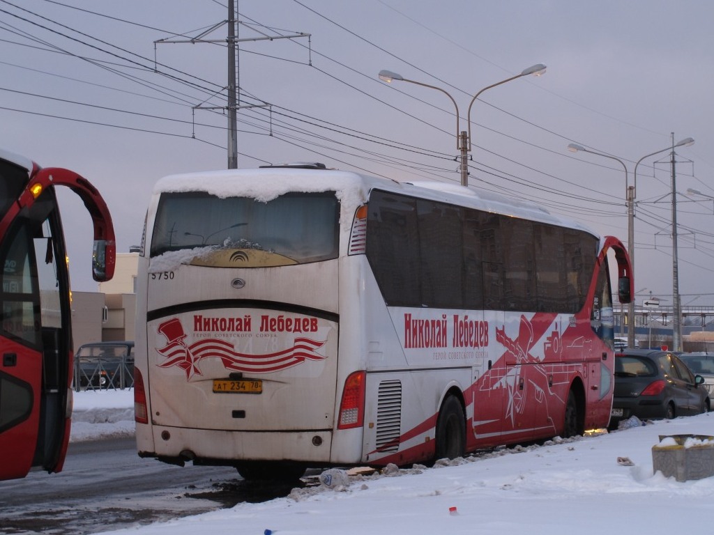 Санкт-Петербург, Yutong ZK6119HA № n750