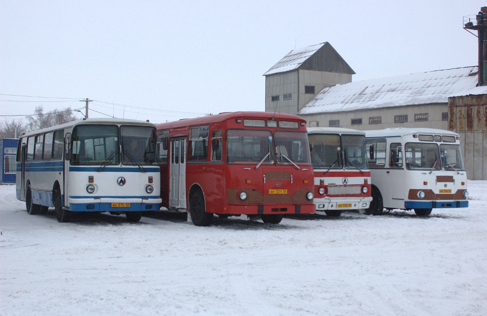 Omsk region, LAZ-695T № АА 375 55; Omsk region — Bus stops