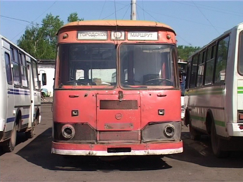 Кировская область, ЛиАЗ-677МС № О 854 ВВ 43