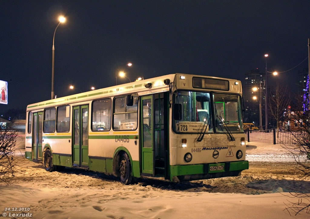 Москва, ЛиАЗ-5256.25 № 04486