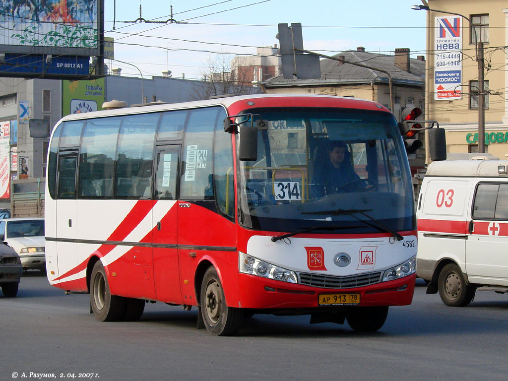 Санкт-Петербург, Yutong ZK6737D № n582