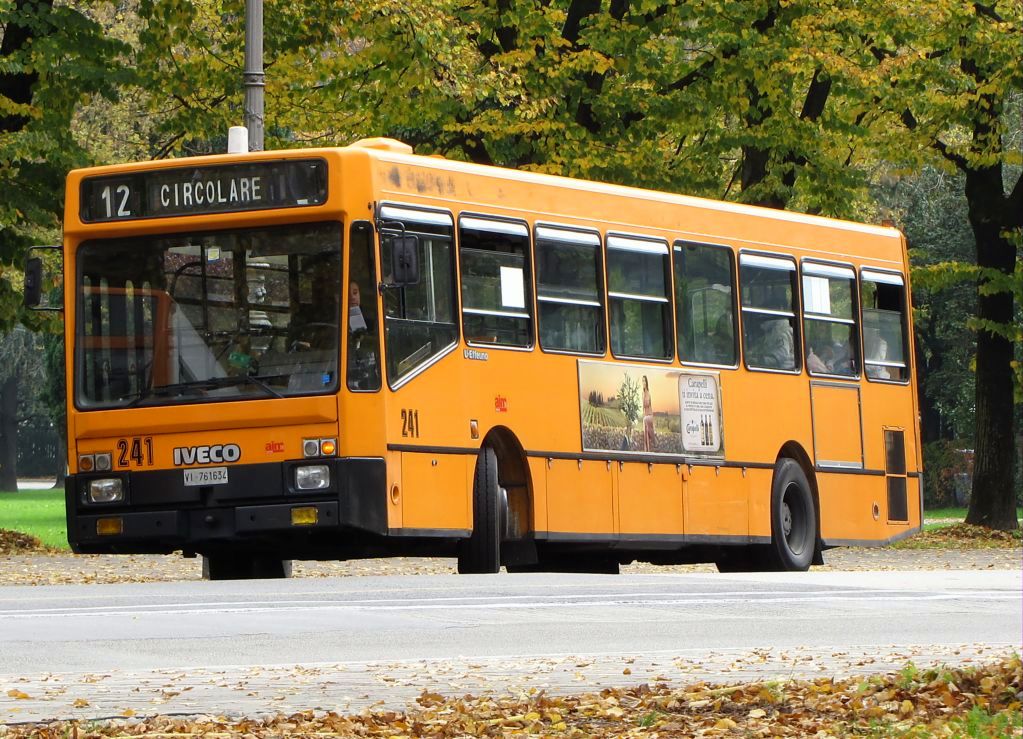 Италия, IVECO 471.12.20 U-Effeuno № 241