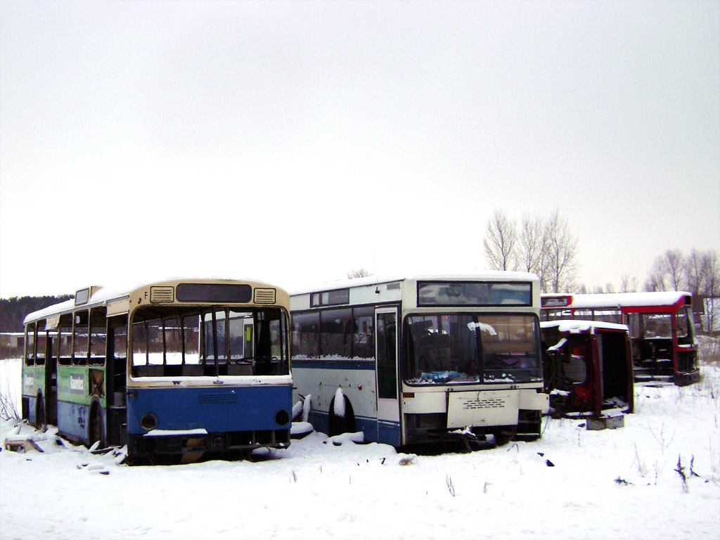 Пензенская вобласць, Mercedes-Benz O305 № АА 536 58; Пензенская вобласць, Neoplan N416SÜ II № АМ 910 58; Пензенская вобласць, MAN 192 SL200 № АА 232 58; Пензенская вобласць — Разные фотографии