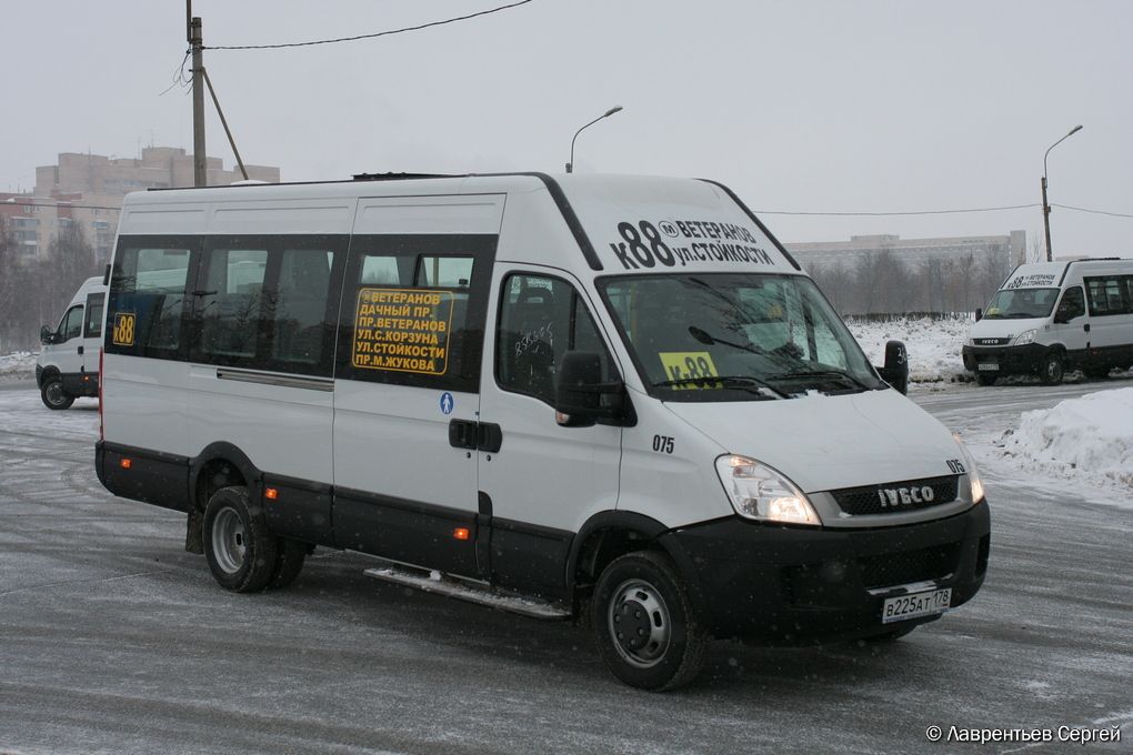 Санкт-Петербург, Нижегородец-2227UT (IVECO Daily) № 075