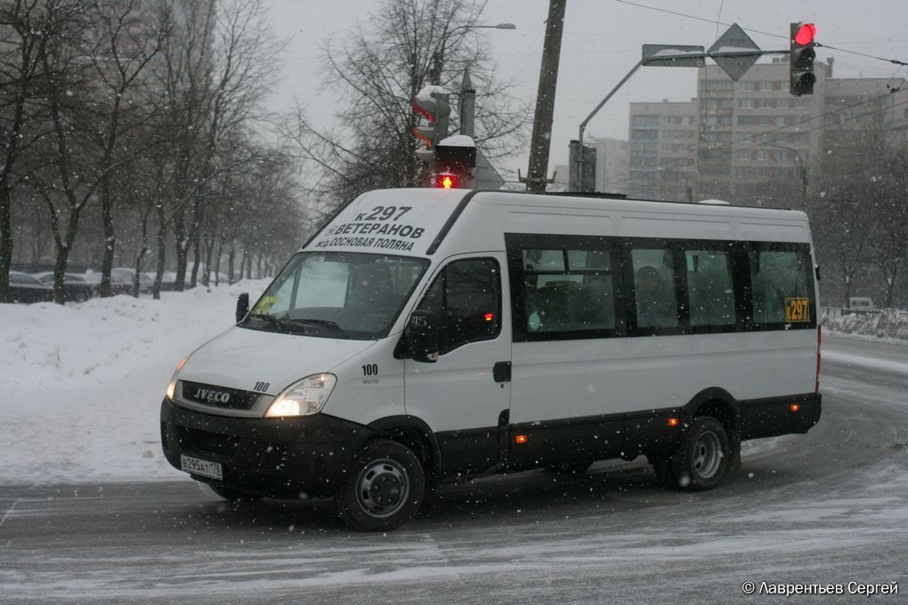 Санкт-Петербург, Нижегородец-2227UT (IVECO Daily) № 100