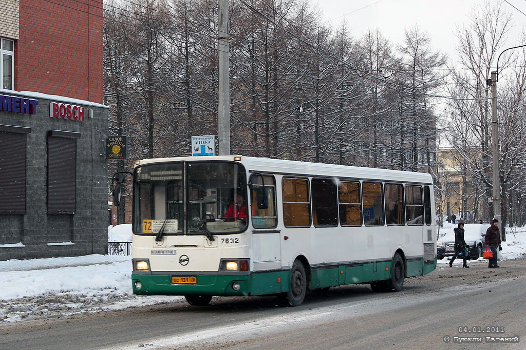 Санкт-Петербург, ЛиАЗ-5256.25 № 7632