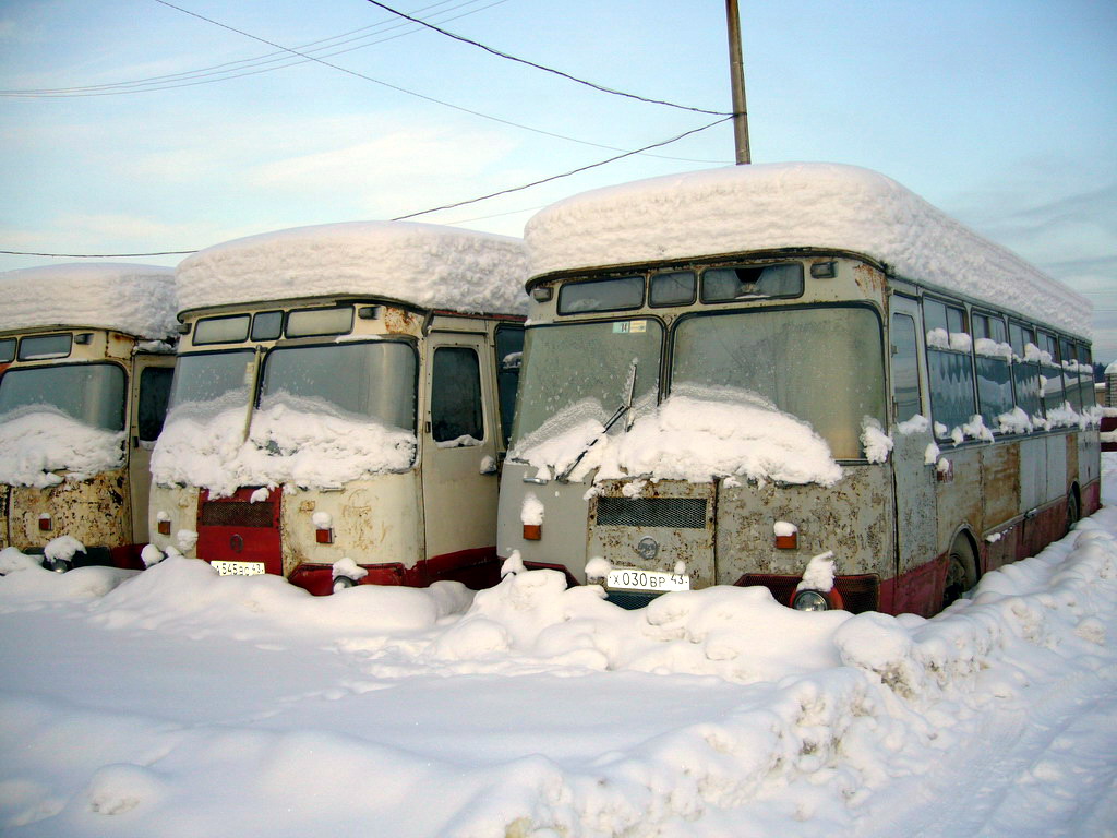 Кировская область, ЛиАЗ-677М № Х 030 ВР 43