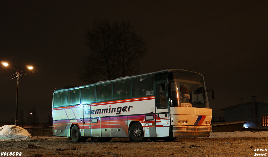 Вологодская область, Neoplan N316SHD Transliner № АВ 151 35