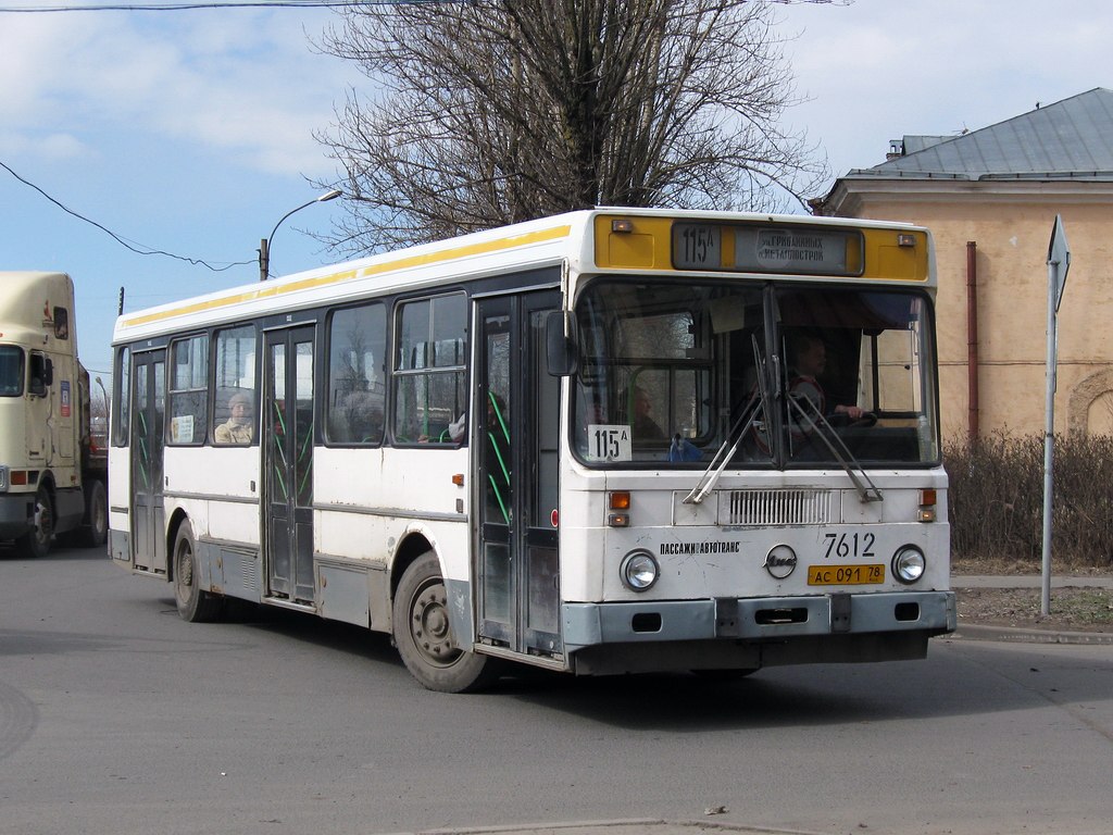 Санкт-Петербург, ЛиАЗ-5256.25 № 7612