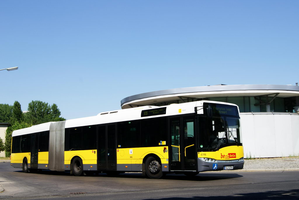 Berlin, Solaris Urbino III 18 # 4396