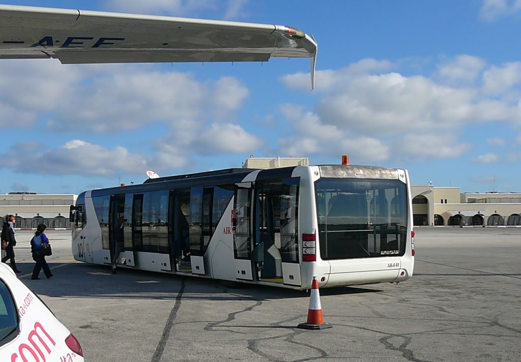 Мальта, Neoplan P83 N9122 Apron № 10